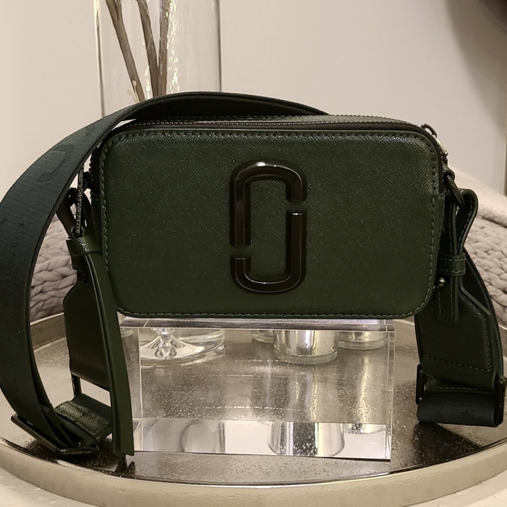 Marc Jacobs Snapshot